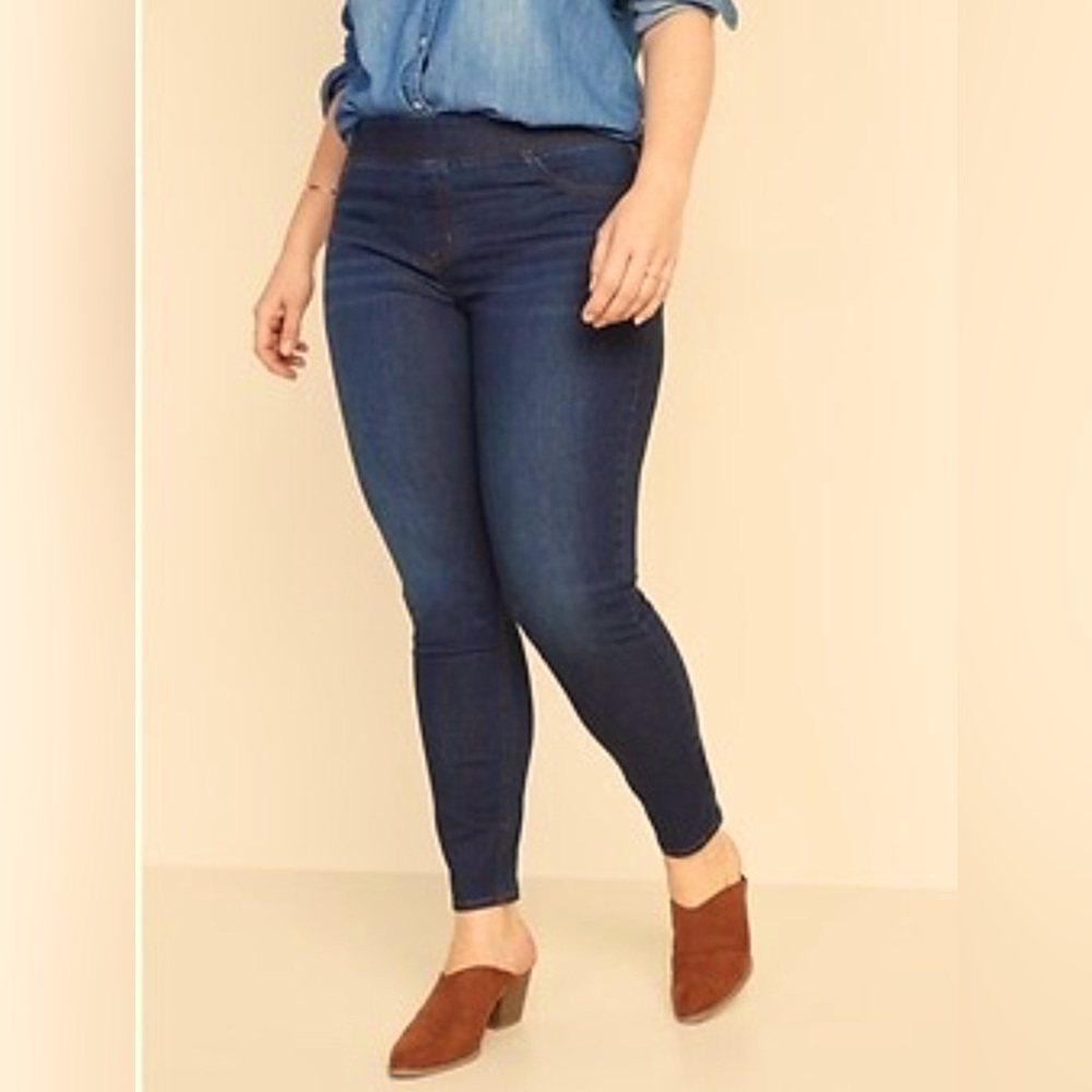 NWOT Old Navy Super Skinny Jeans Mid Rise Slimming Effect Waistband